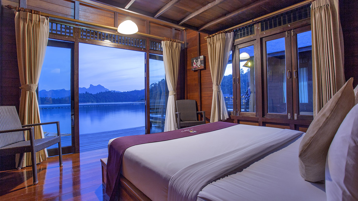 500 Rai Floating Resort: Deluxe room